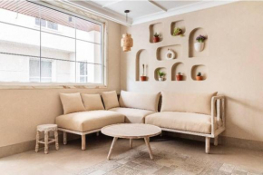 3 Bedroom Apartment with Balcony AASA STAYS